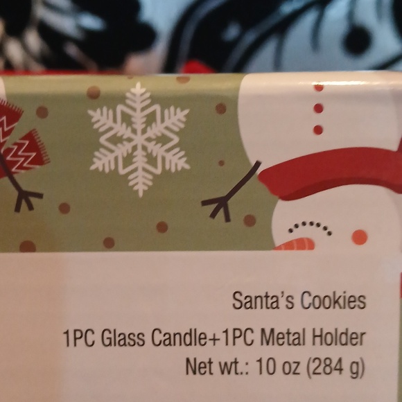 Santa's Cookies Holiday Candle Gift Set - Picture 3 of 3
